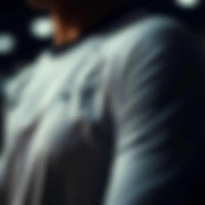 Material texture of a long-sleeve top for sports